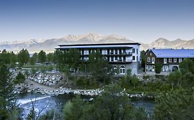 Surf Hotel & Chateau